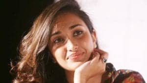 women-glamor-world-committed-suicide