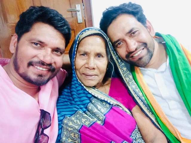 Dinesh Lal Yadav with Mother